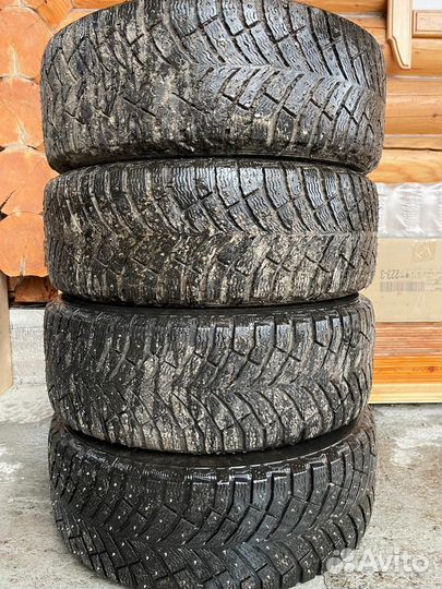 Michelin X-Ice North 4 205/55 R16