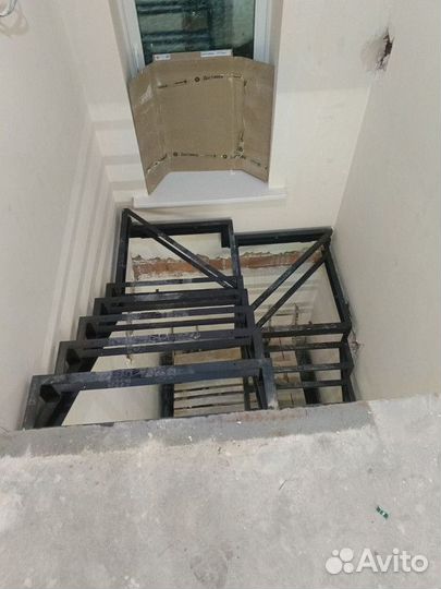 Лестница из металла