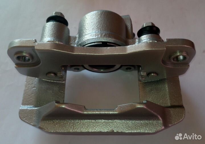 Суппорта задние Mitsubishi Pajero Sport