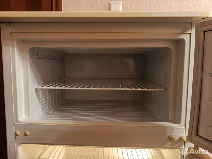 Холодильник бу Атлант мхм-268 кшд 260/50