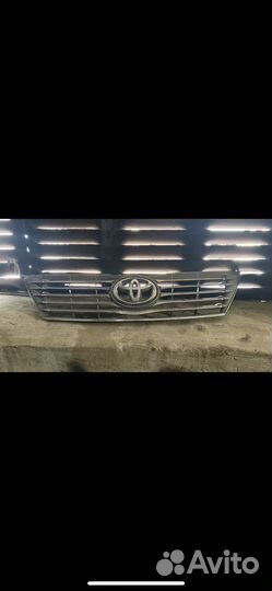 Решетка радиатора camry 50