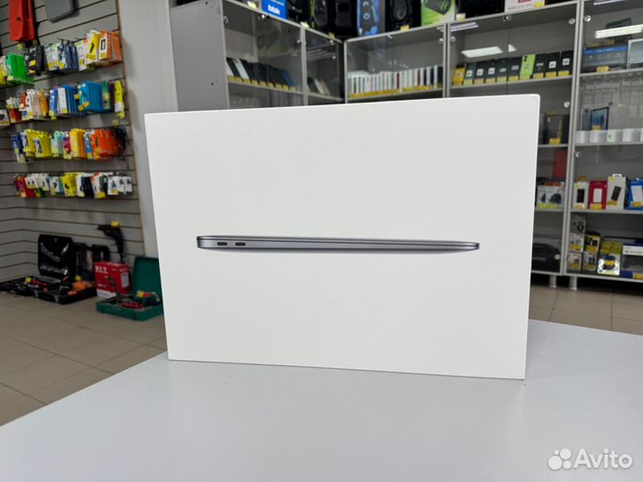 Ноутбук Apple MacBook Air 13 M1/8/256gb