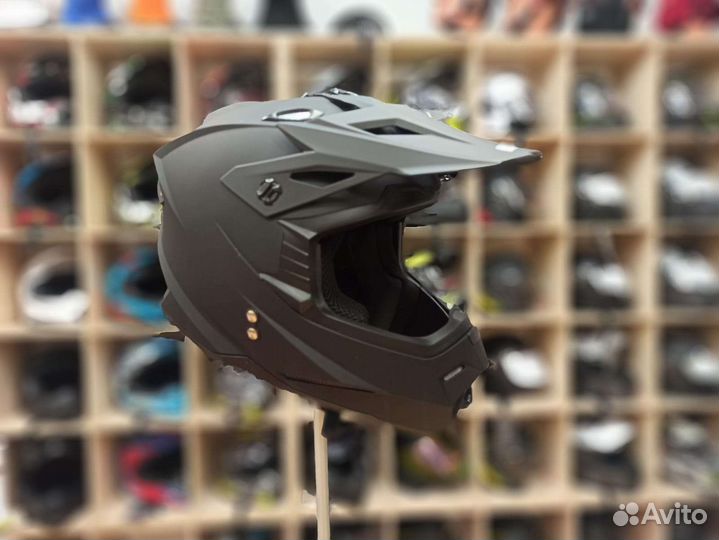 Кроссовый шлем