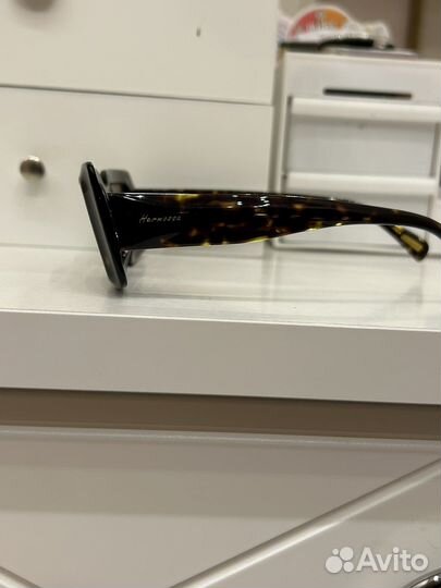 Солнцезащитные очки женские