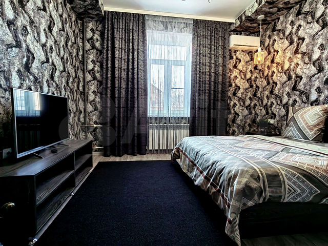 2-к. квартира, 60 м², 2/4 эт.
