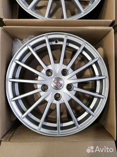 Литые диски 5*114'3 d16 ET 45 Dia 67.1