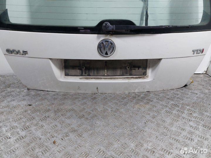 Дверь багажника Volkswagen Golf