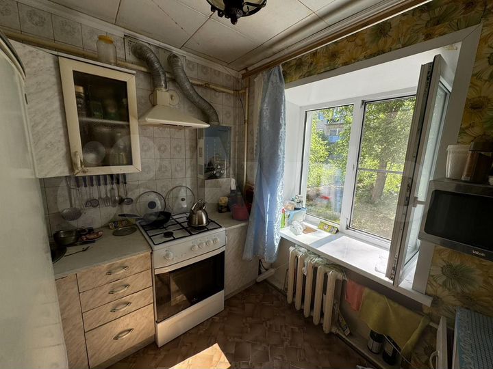 2-к. квартира, 44 м², 1/4 эт.