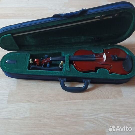 Продам скрипку 1/4