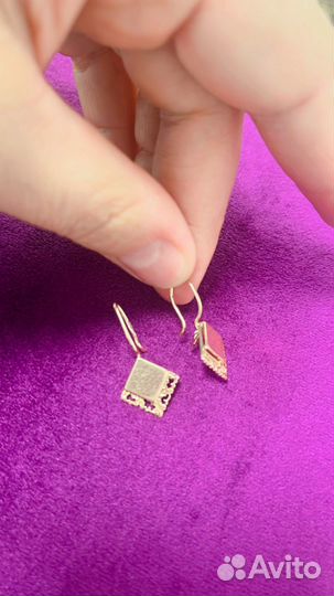 Золотые серьги