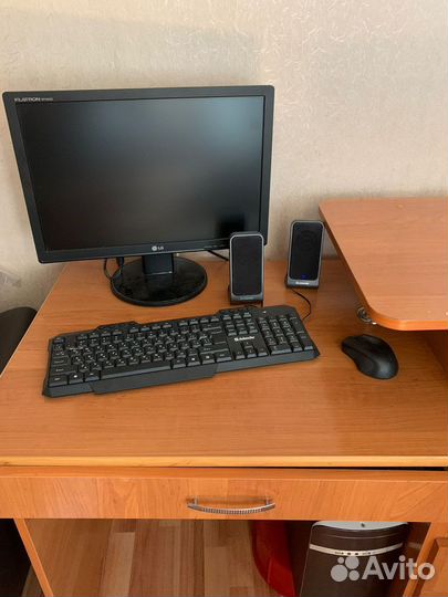 Компьютерный стол бу