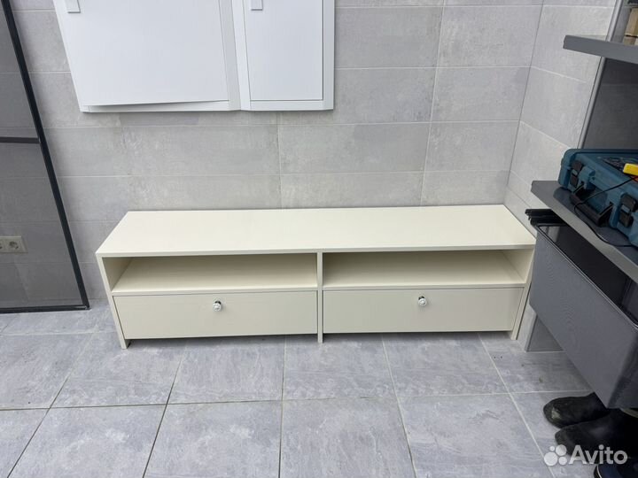 Тумба под телевизор