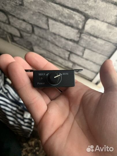 Регулятор басса