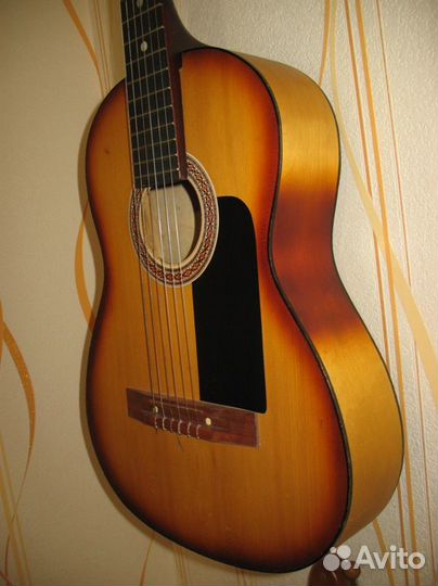 Классическая гитара, нейлон, верняя дека - массив