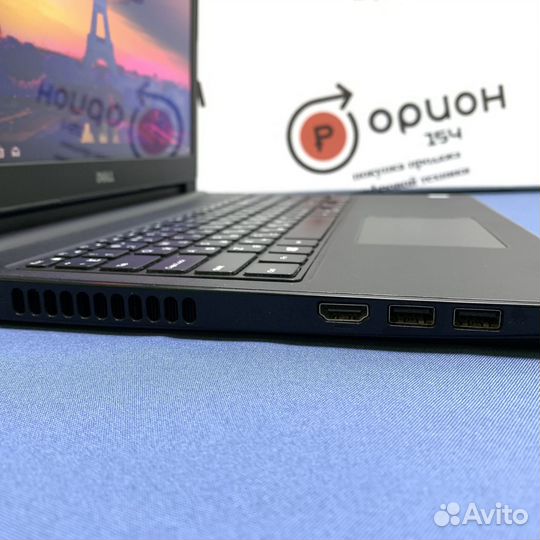 Ноутбук Dell Inspiron 15 i3-6006U RAM 8Gb SSD 240