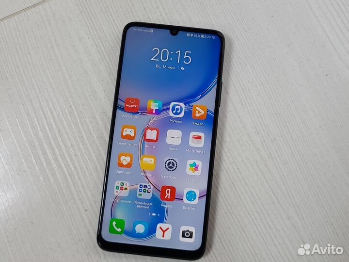 HUAWEI nova Y70, 4/128 ГБ