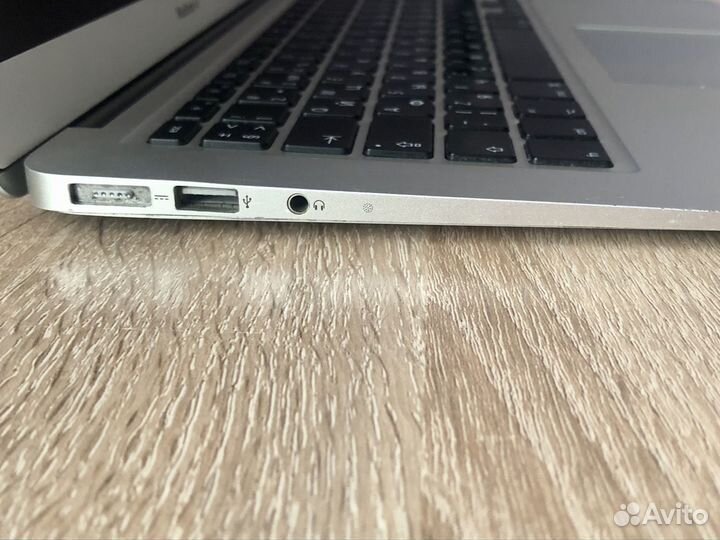 Apple MacBook Air 13 Mid 2012
