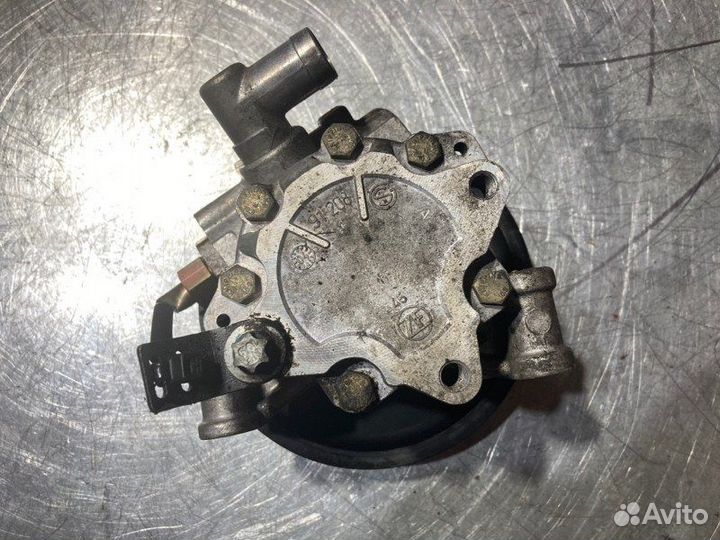 Насос гидроусилителя руля Mercedes C-Class W203