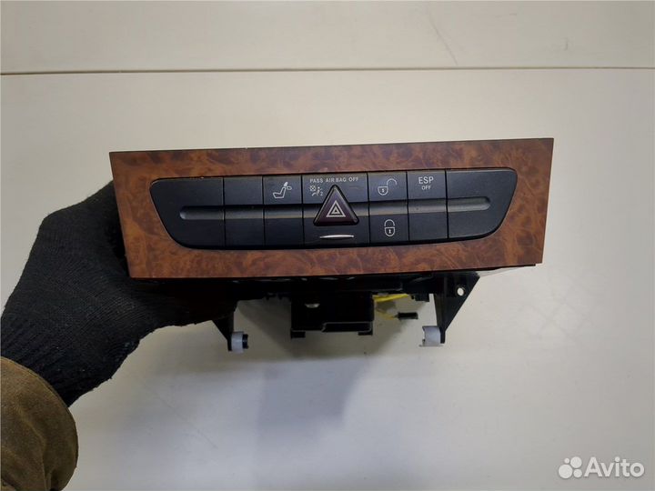 Проигрыватель CD/DVD Mercedes CLS C219, 2006