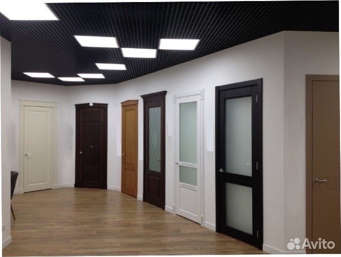 Продам магазин дверей