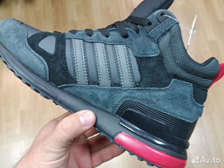 Кроссовки зимние Adidas ZX 750 dark grey