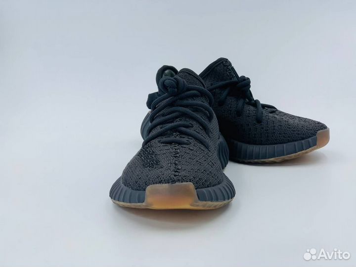 Adidas yeezy boost 350 детские чёрные разм. 31