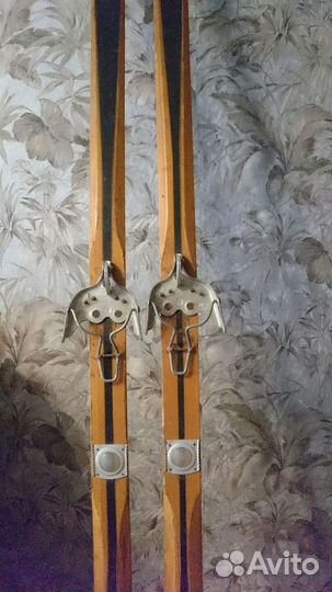 Лыжи беговые, деревянные