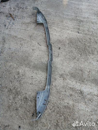 Планка под фару Nissan Elgrand E51 VQ35