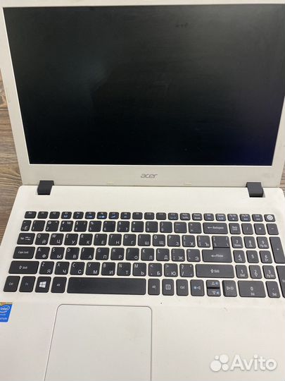Ноубук acer aspire E5-573