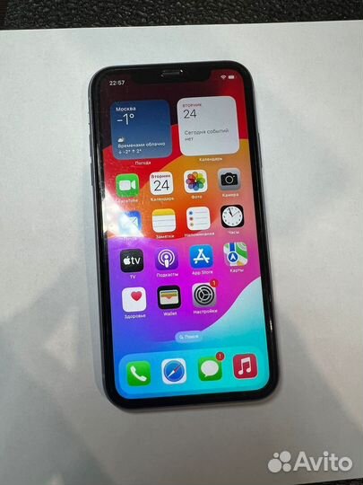 iPhone 11, 128 ГБ