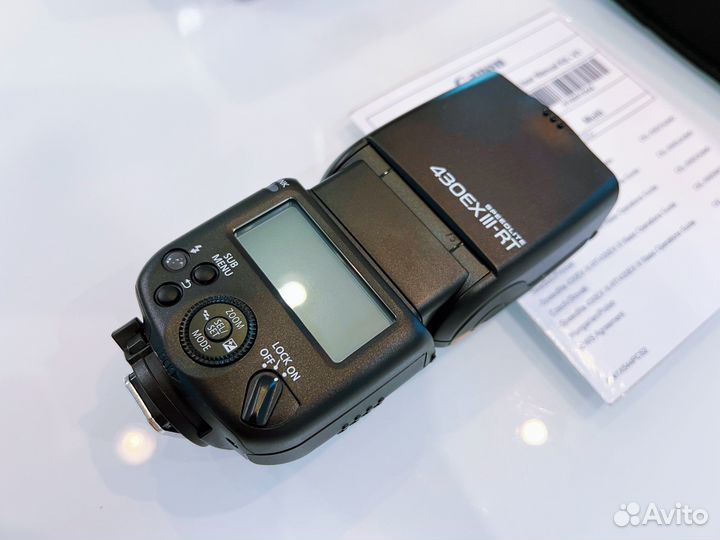 Вспышка Canon 430EX III-RT