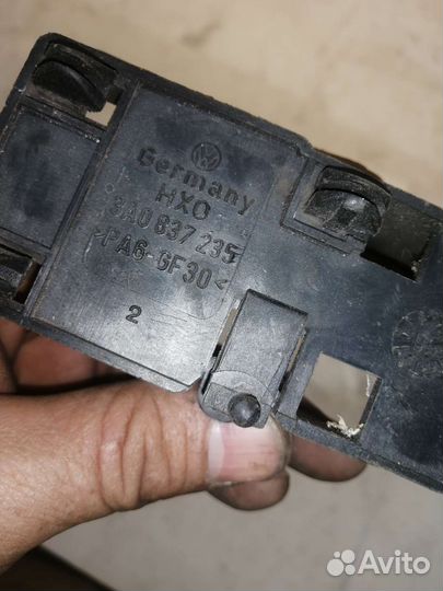 Ручка открывания двери левой фольксваген пассат 4