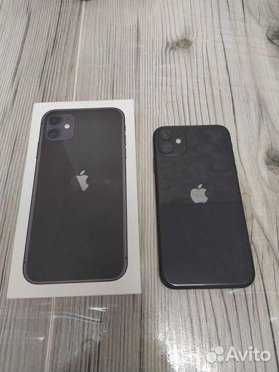 iPhone 11, 64 ГБ