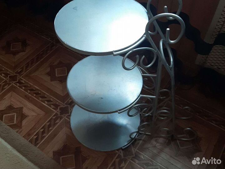 Полка под торт трёх уровневая