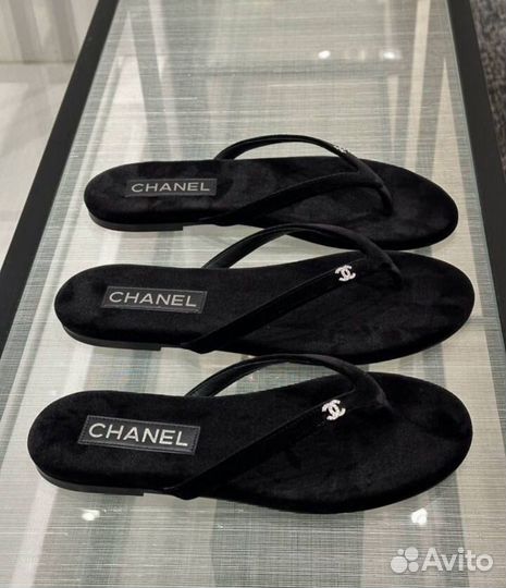 Шлепки Chanel женские