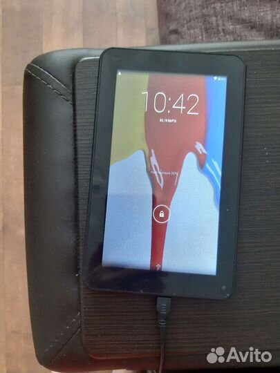 Планшет б у черный 10 х20