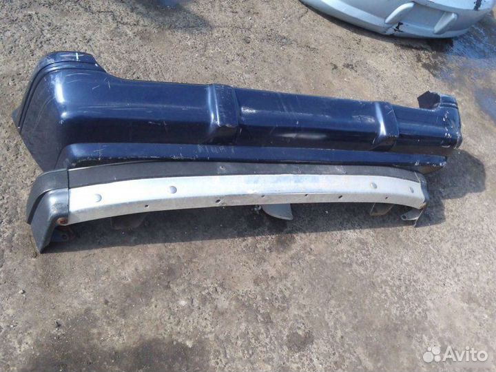 Бампер Dodge Caravan