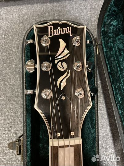 Электрогитара Burny Les Paul RLC60JS в кейсе