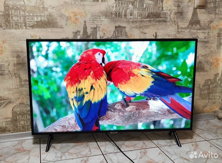 Samsung UE43NU7170U (109см) 4K, SMART, Wi-Fi