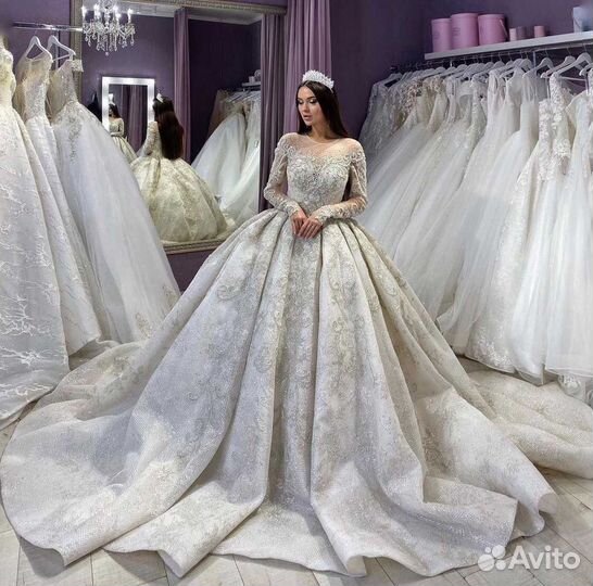 Свадебное платье