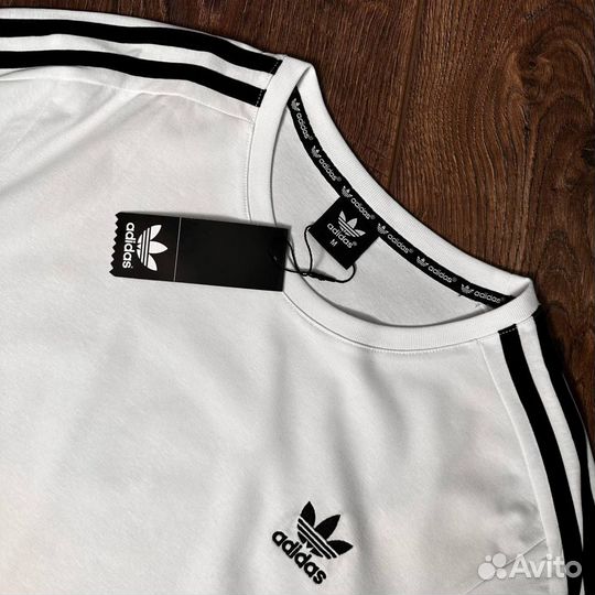 Футболка Adidas