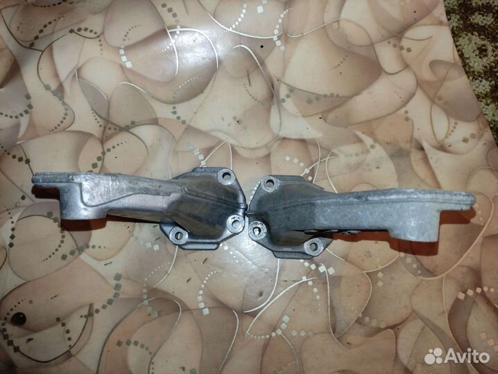 Лапы для двс Ford Sierra