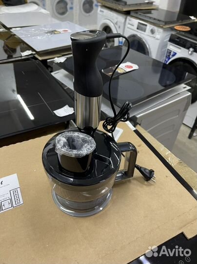 Погружной блендер Bosh MS6CM4190