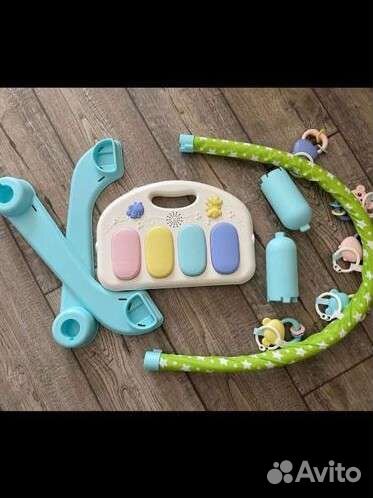 Развивающий коврик с пианино