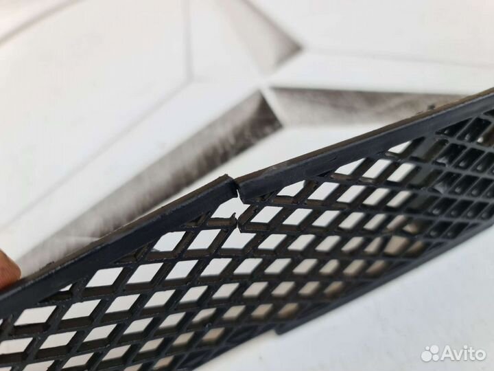 Решетка переднего бампера Mercedes W220