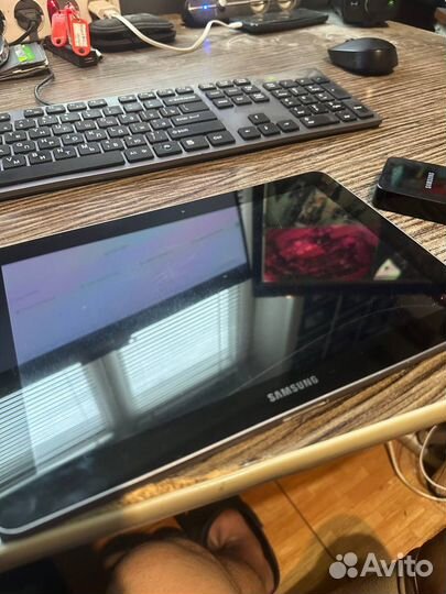 Samsung GT-P7500 32гб