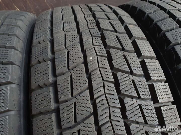 Dunlop Winter Maxx SJ8 225/60 R17
