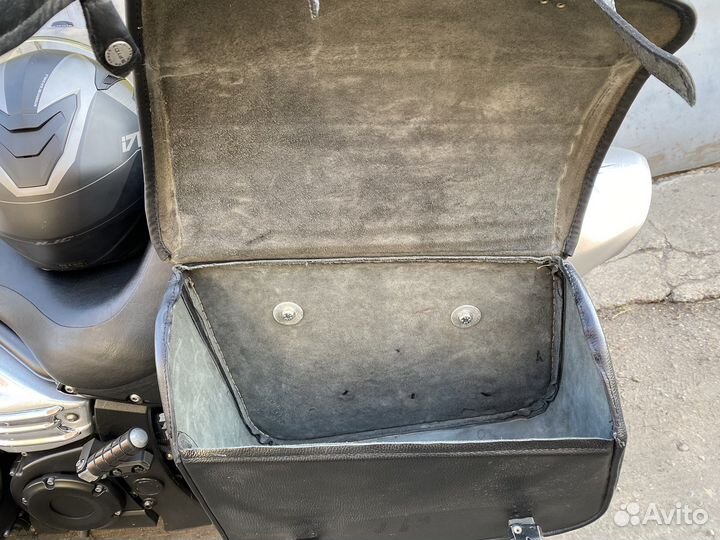 Боковые кожанные кофры для мотоцикла