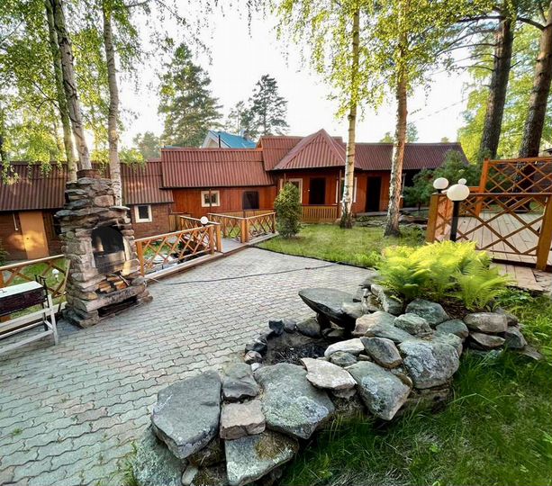 Дом 200 м² на участке 11 сот.