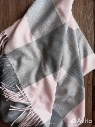 Шарфы и палантины